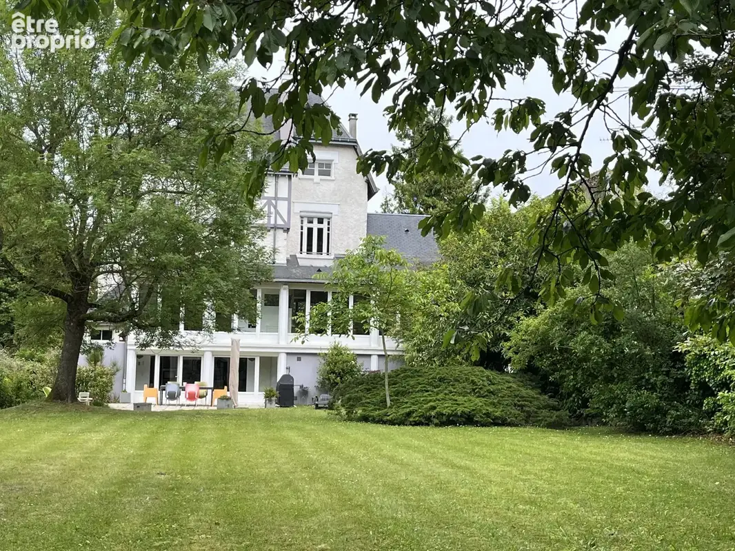 Photo Maison à Amiens au prix de 970 000€