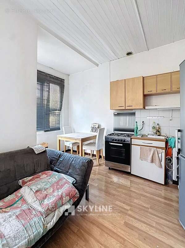 Appartement à MARSEILLE-4E