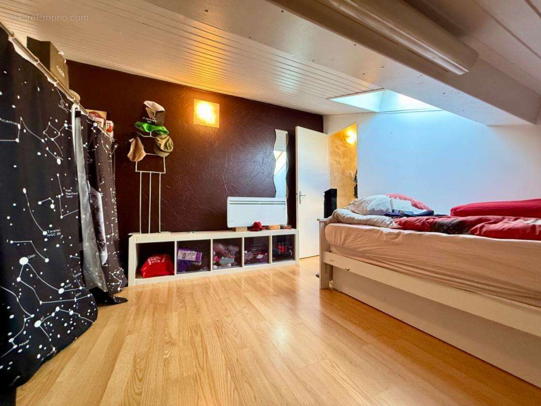 Appartement à vendre 5 pièces LE CHAMBON FEUGEROLLES (42) - photo 9