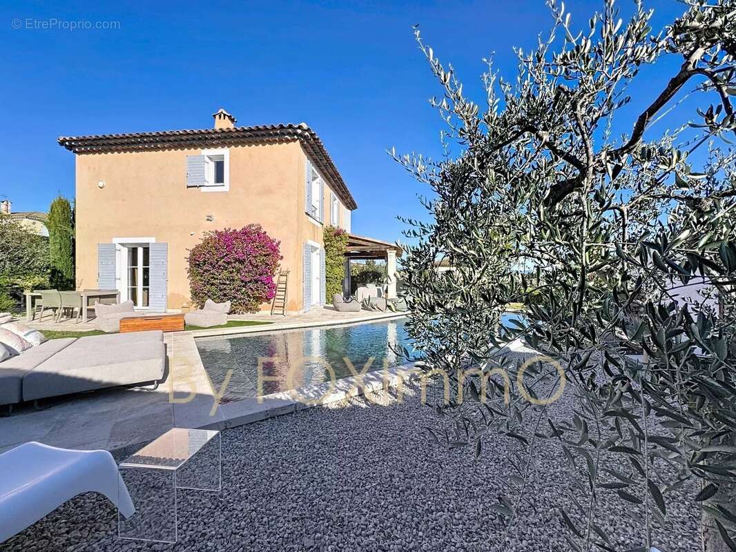 Maison à VILLENEUVE-LOUBET