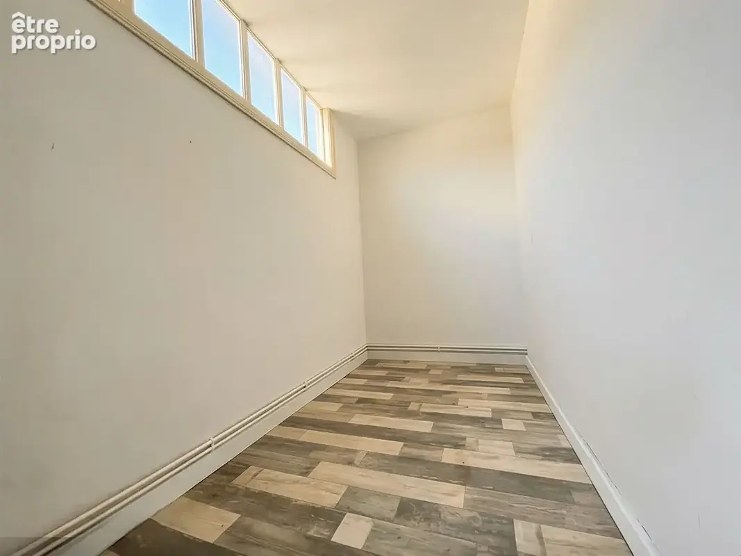 Immeuble avec 2 appartements et combles à Moutiers - 125 000 - photo 11