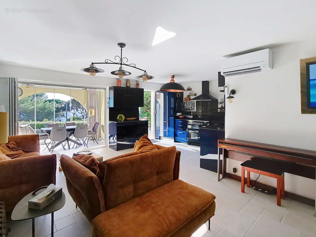 Appartement à SAINT-RAPHAEL