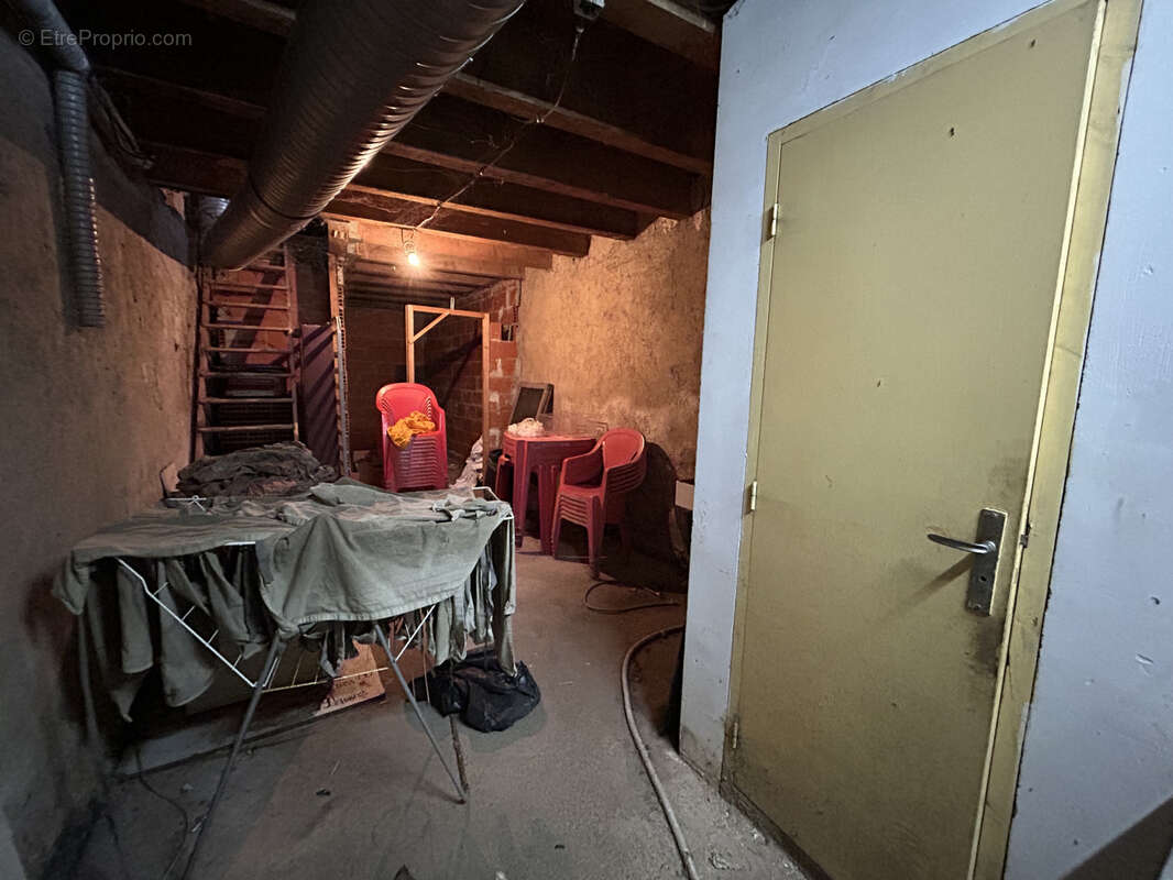 Commerce à SOMMIERES