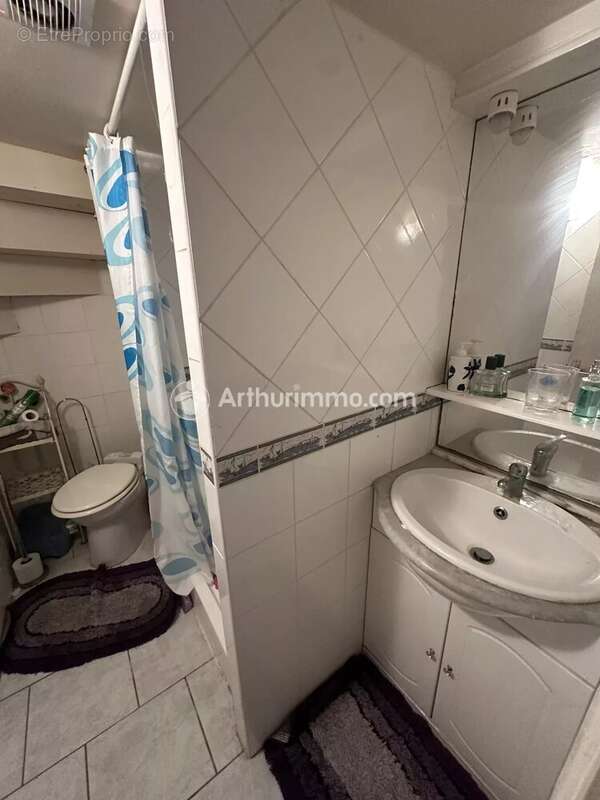 Ensemble immobilier avec maison, grange et plus de 7 000 m² de terrain – Neuvic - photo 19