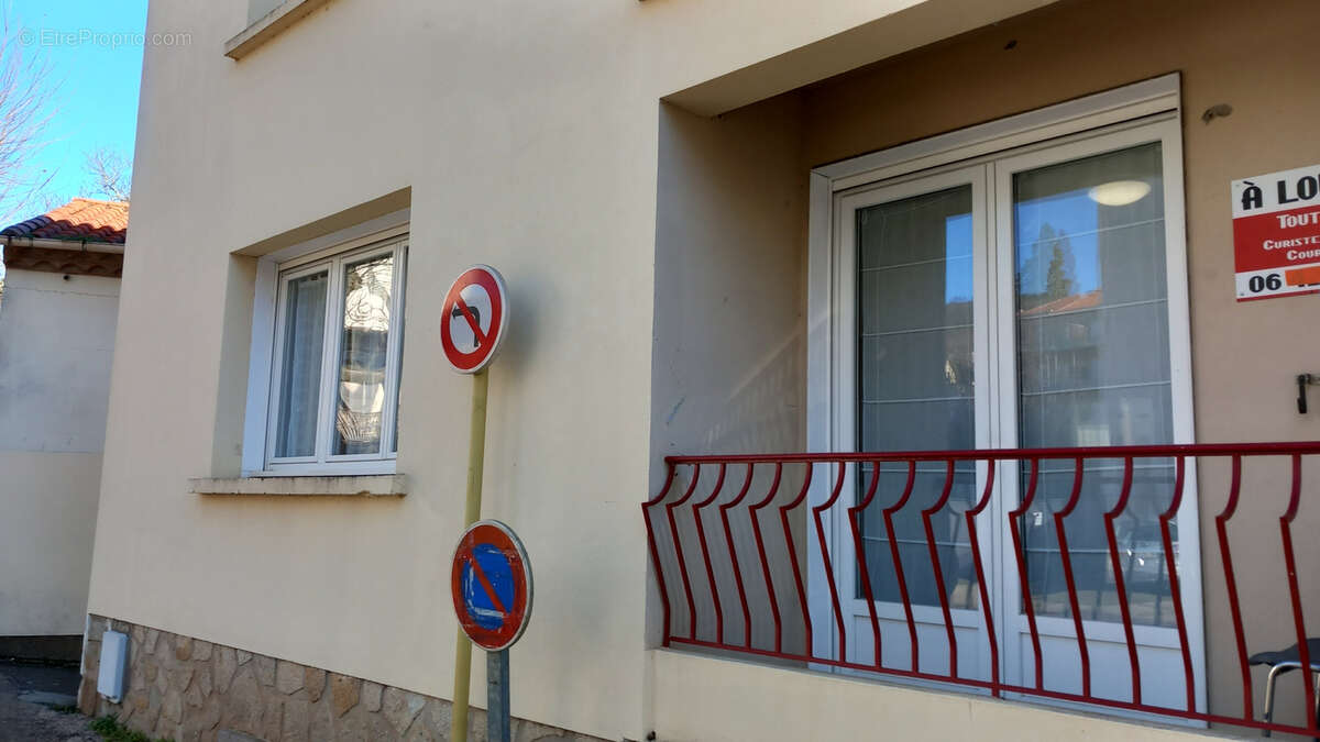 Appartement à LAMALOU-LES-BAINS