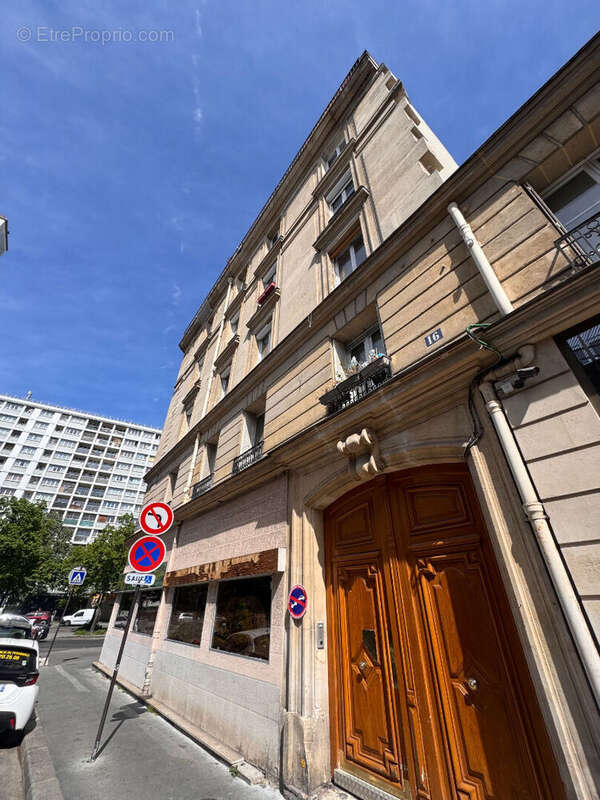 Appartement à PARIS-19E