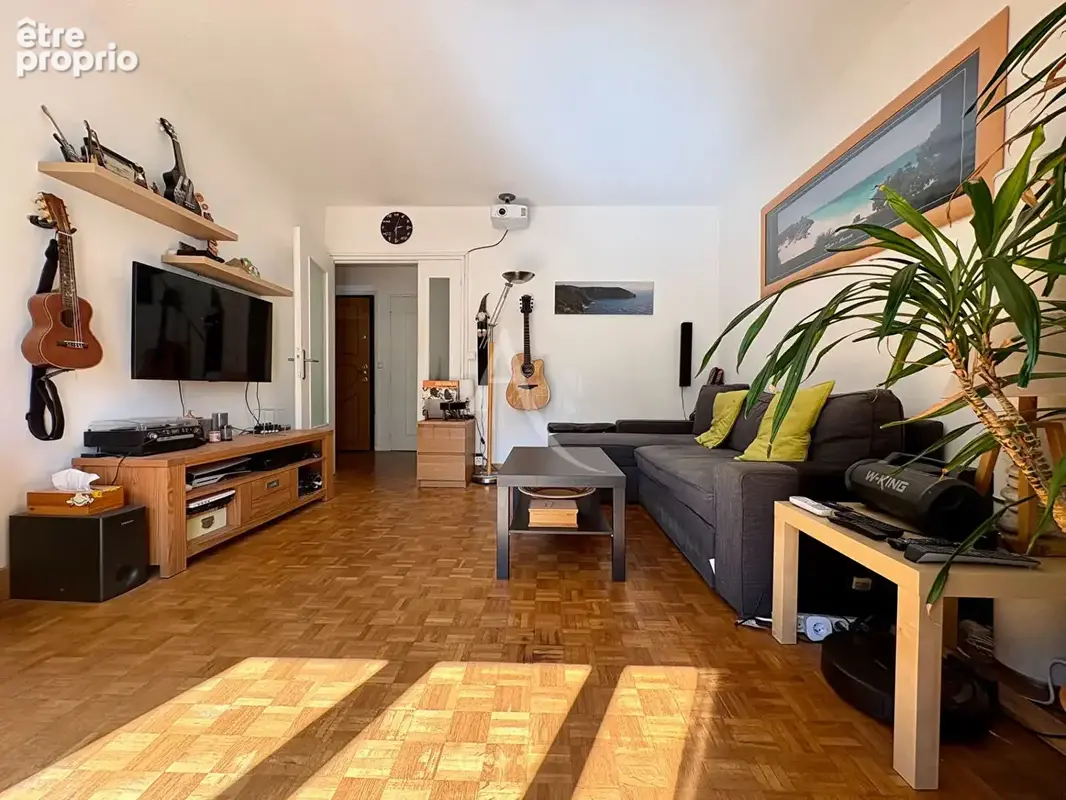 Photo Appartement à Gif-Sur-Yvette au prix de 185 000€