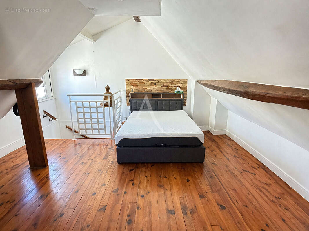 Maison 3 pièces, avec cave - proche commerces, écoles et transports - photo 6