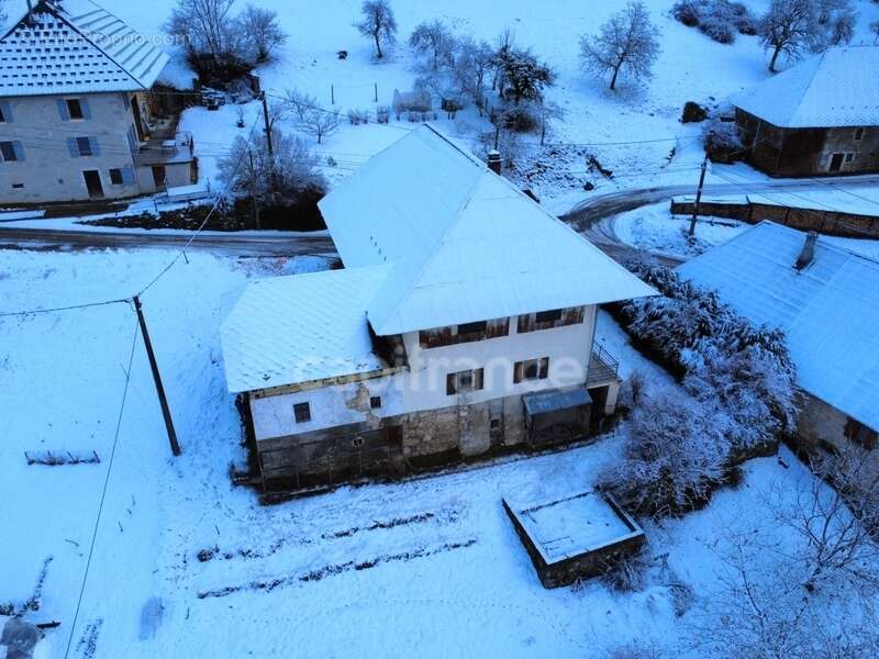 Maison à AILLON-LE-VIEUX