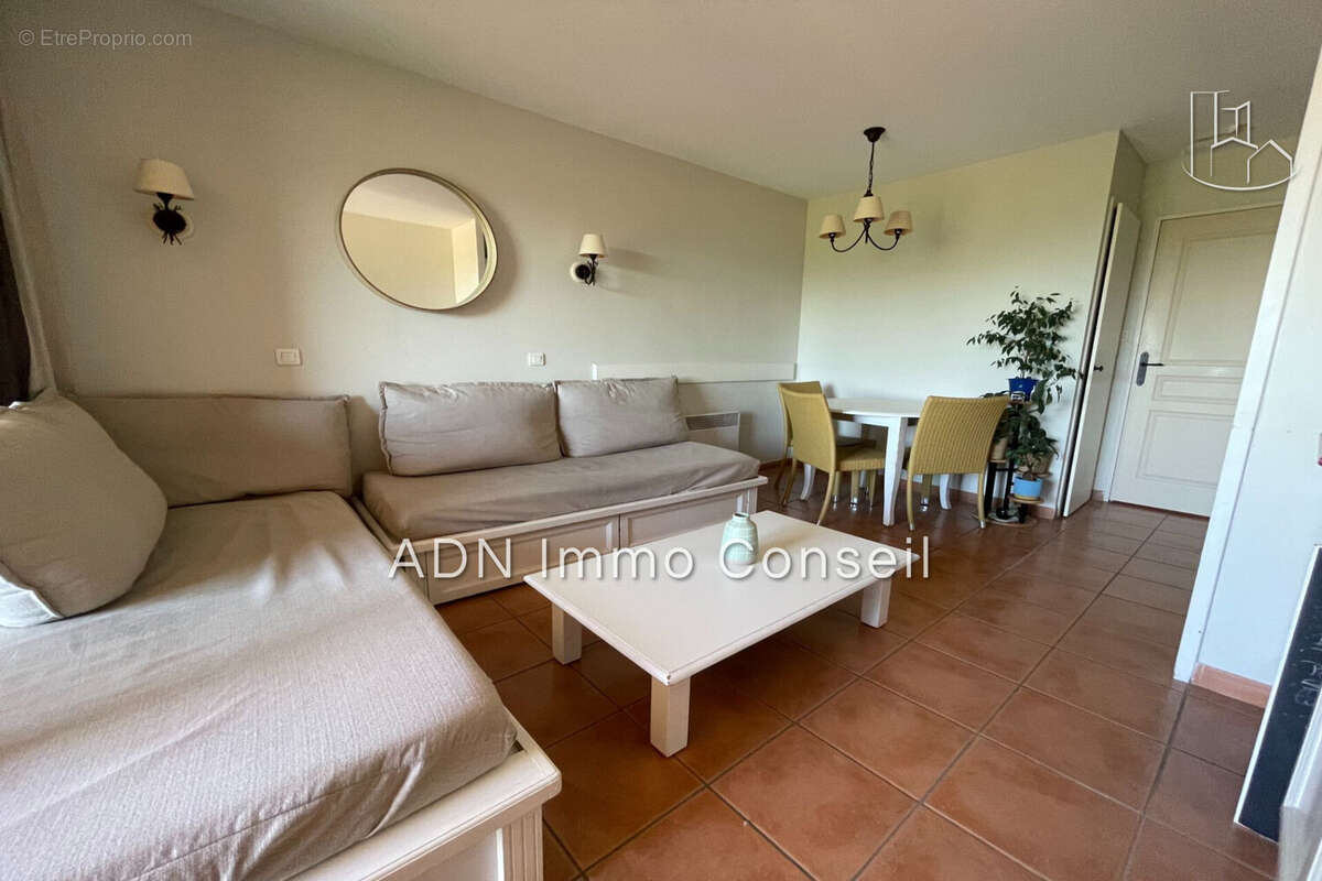 Appartement à MALLEMORT