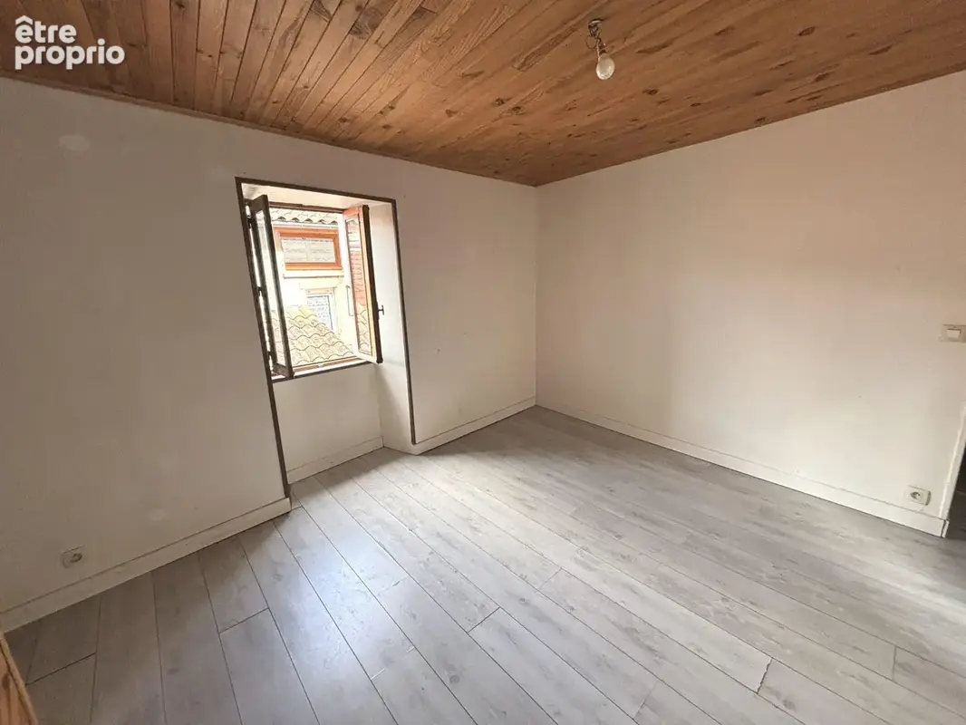 Maison 4 pièces 61 m² à vendre à Vals-Les-Bains (07600) - photo 2