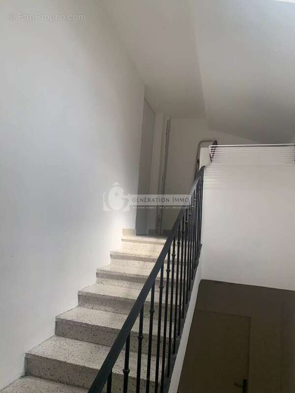 Appartement à ORGON
