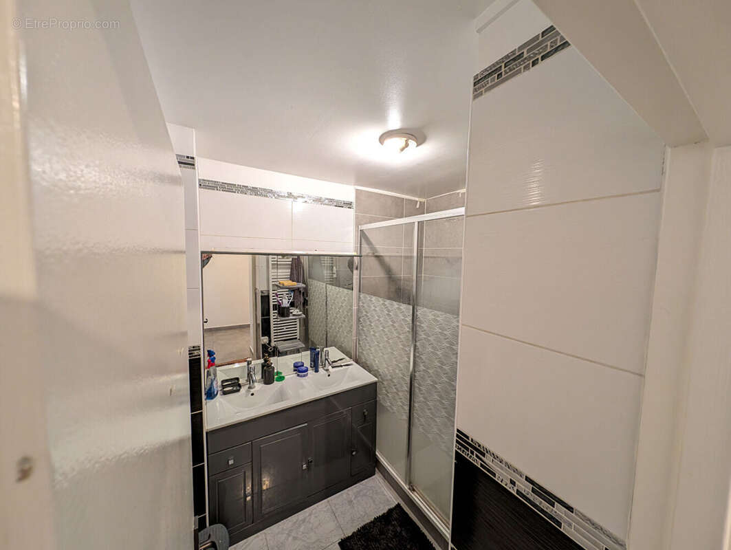 Appartement à TREMBLAY-EN-FRANCE