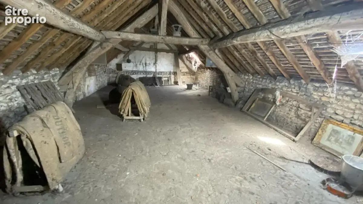 Maison ancienne à fort potentiel – Centre-bourg dynamique  - photo 12