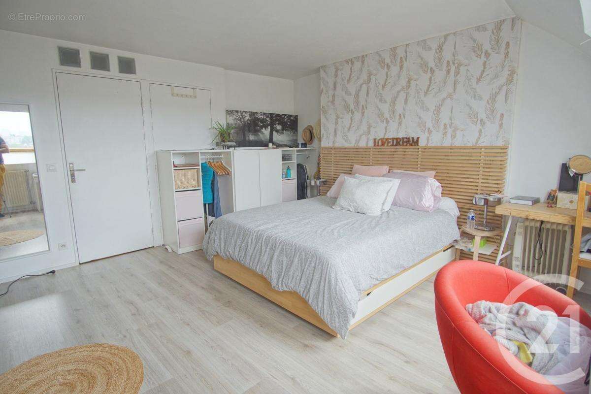 Appartement à CHOISY-LE-ROI