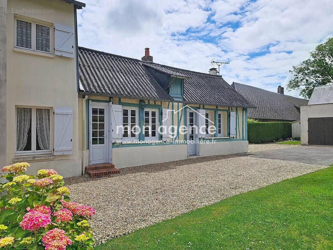 Maison à LA NEUVILLE-CHANT-D'OISEL