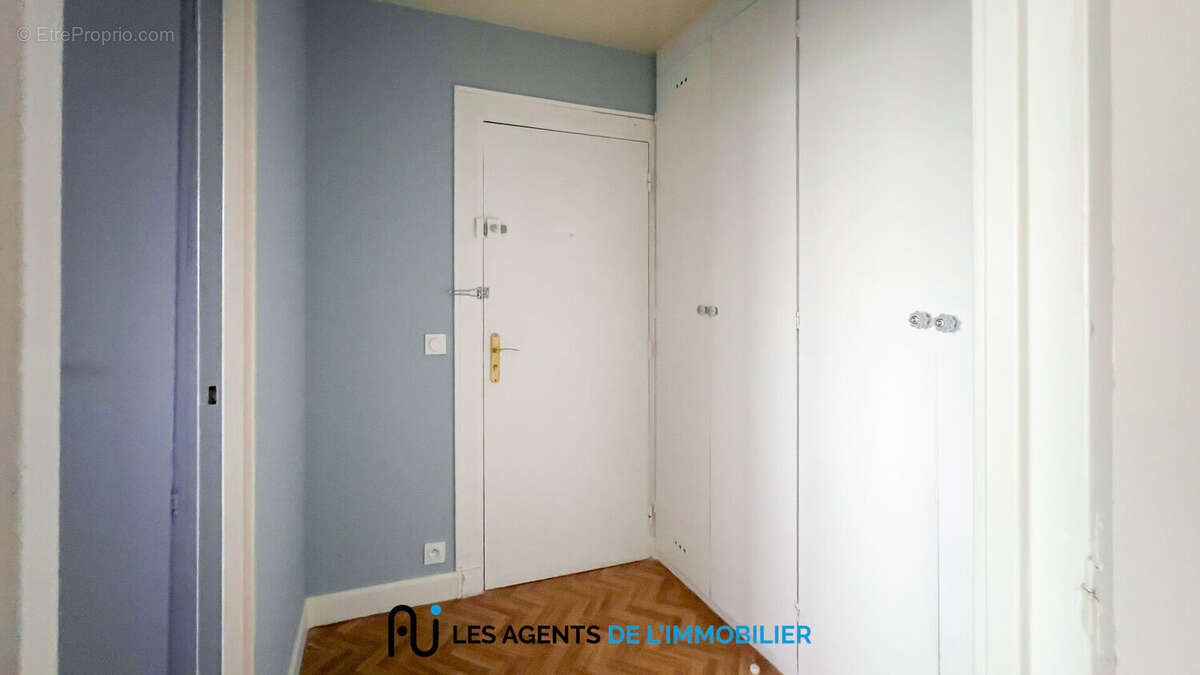 Appartement à NANTERRE