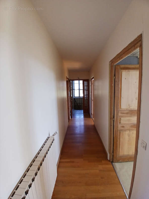 Maison à SAINT-LEGER-DE-FOUGERET