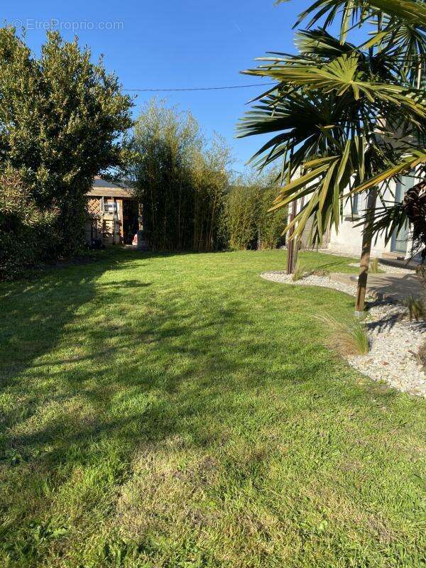Maison à LA SUZE-SUR-SARTHE