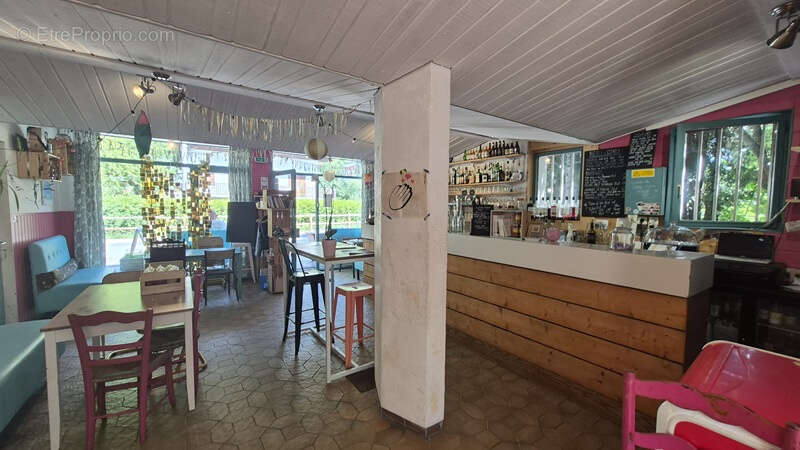 Allemond - fonds de commerce  - bar restaurant - photo 3