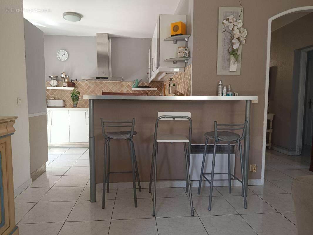 Appartement à SIX-FOURS-LES-PLAGES