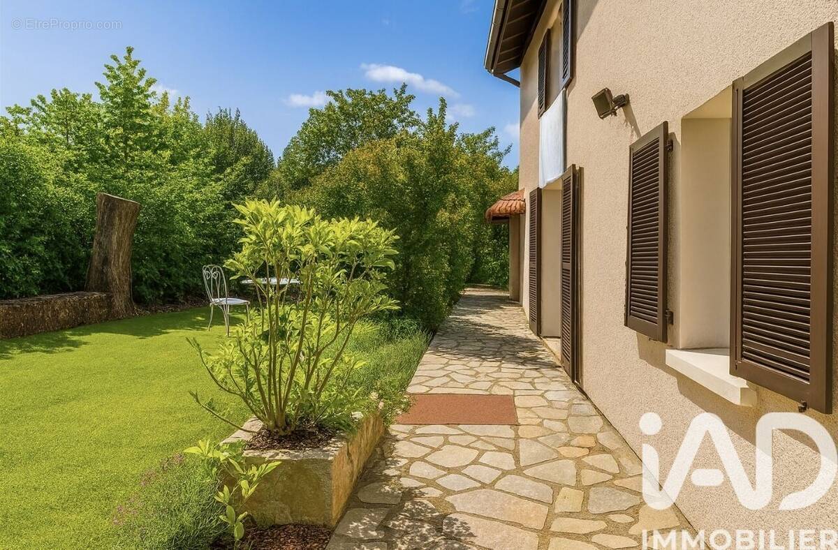 Photo 1 - Maison à COUBLEVIE