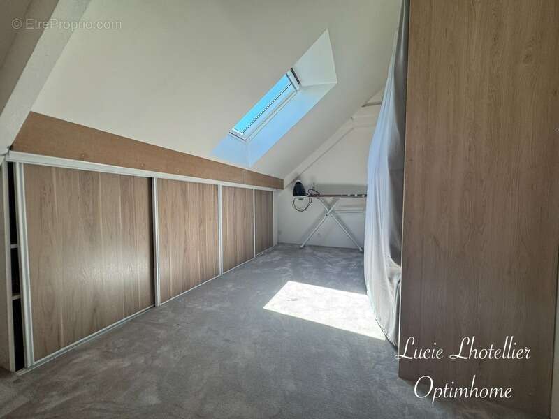 Maison familiale 157 m² – Dinard – Studio indépendant – 4 chambres – Garage – Jardin paysager - photo 13