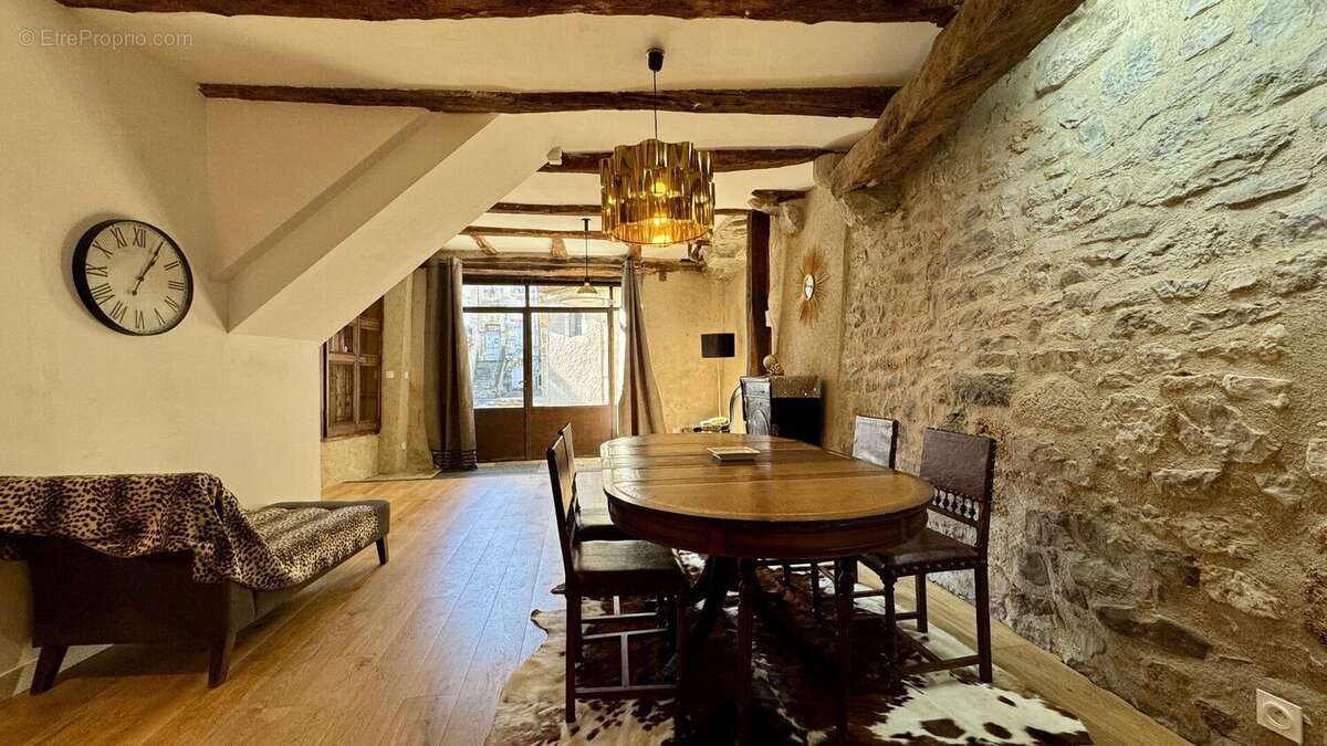 Immeuble avec cour - coeur de Cajarc - photo 10