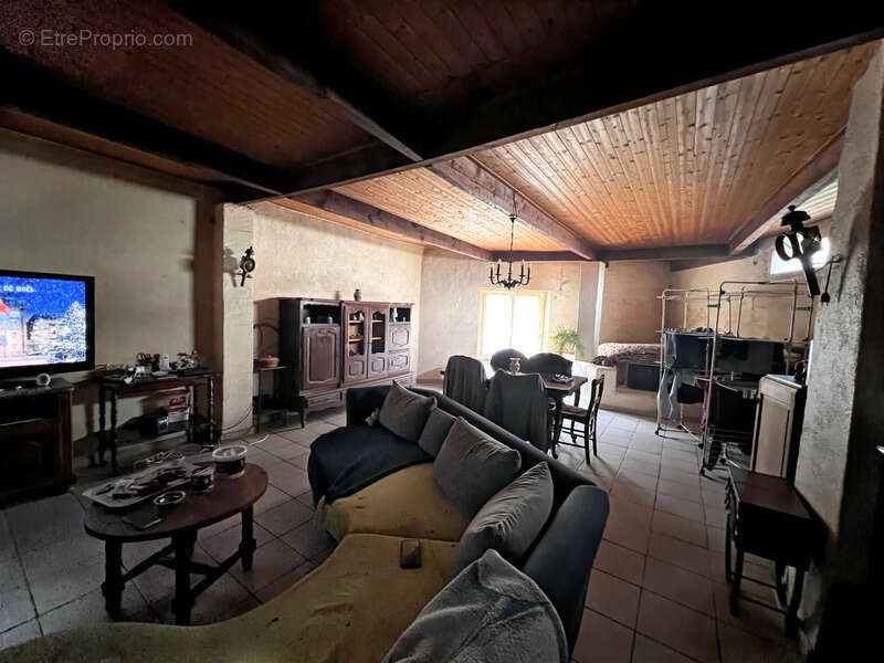 Maison à BURIE
