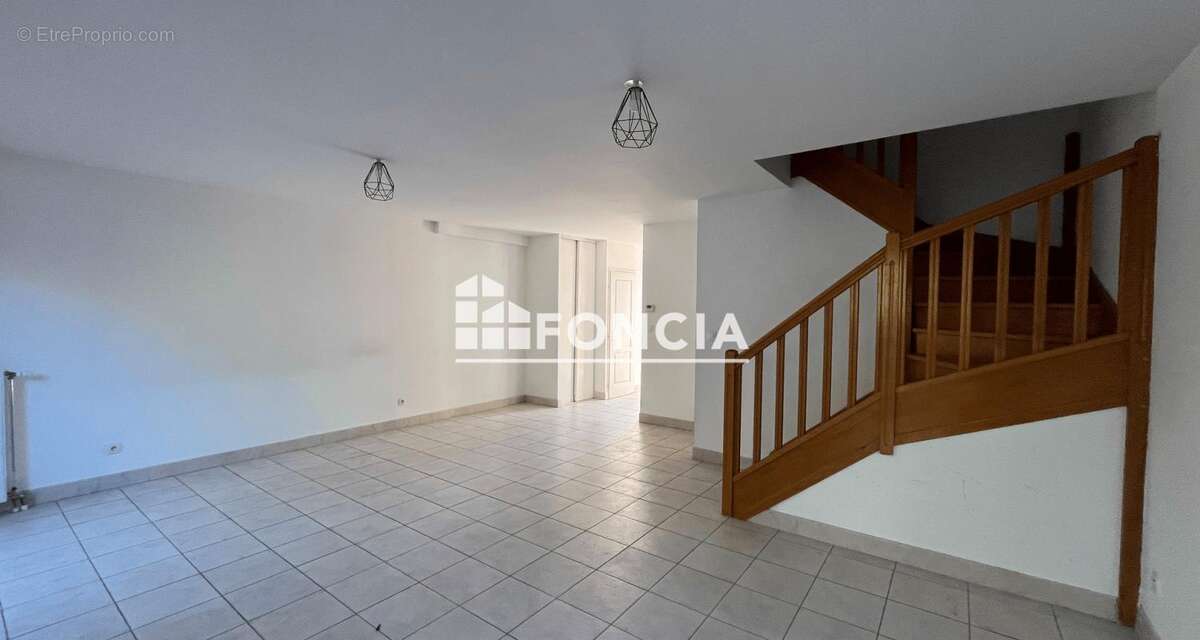 Maison à BOURGOIN-JALLIEU