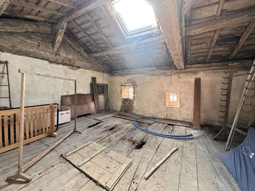 Ensemble de caractère en pierre  fort potentiel  roullet-saint-estèphe - photo 12