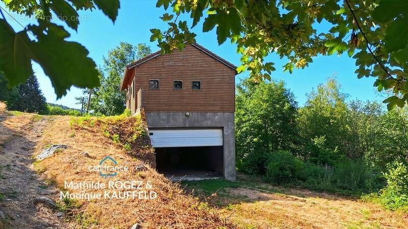 Saint-Pierre-la-Bourlhonne – Chalet 56 m² avec vue, à 4 min du col du Béal - photo 19
