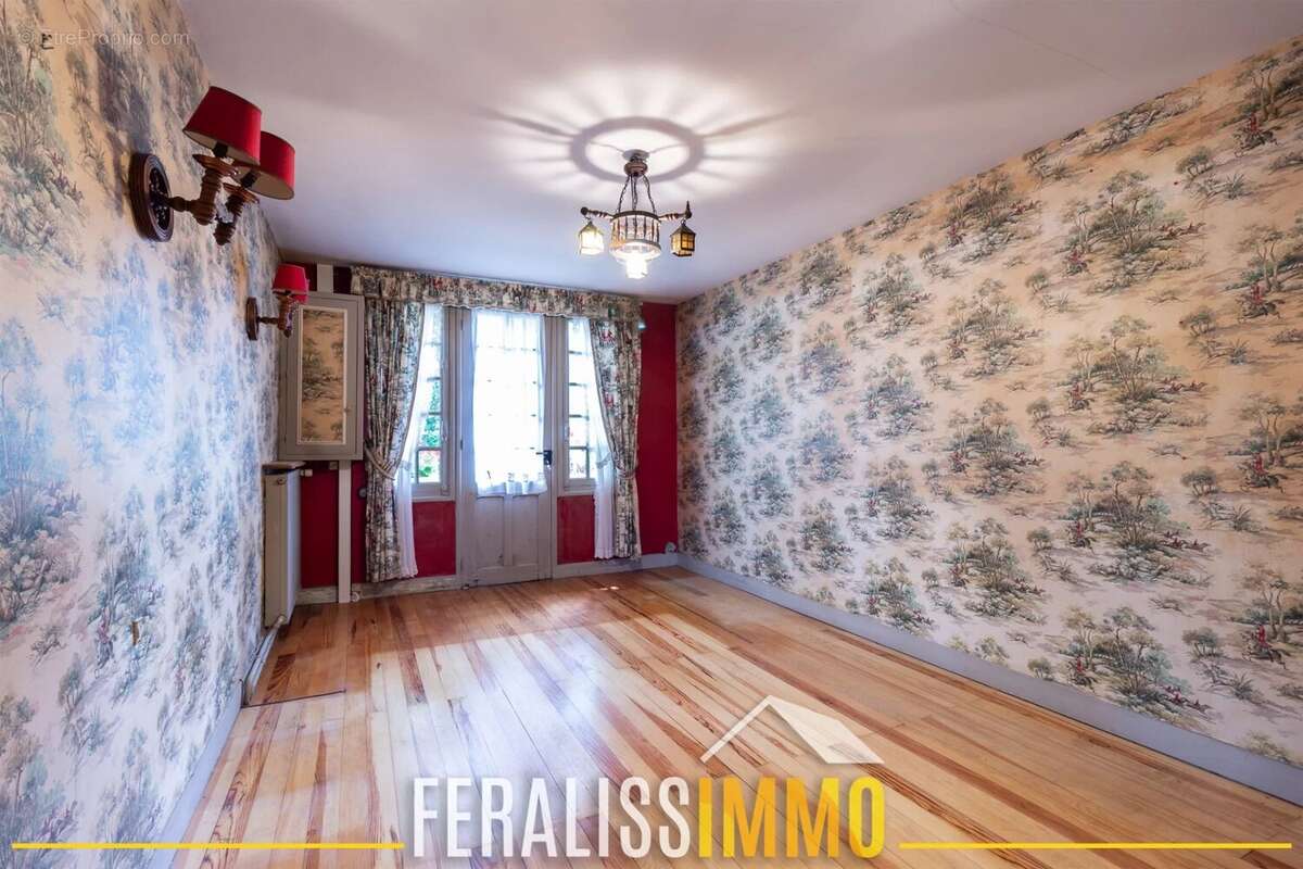 Maison à LE PERCHAY