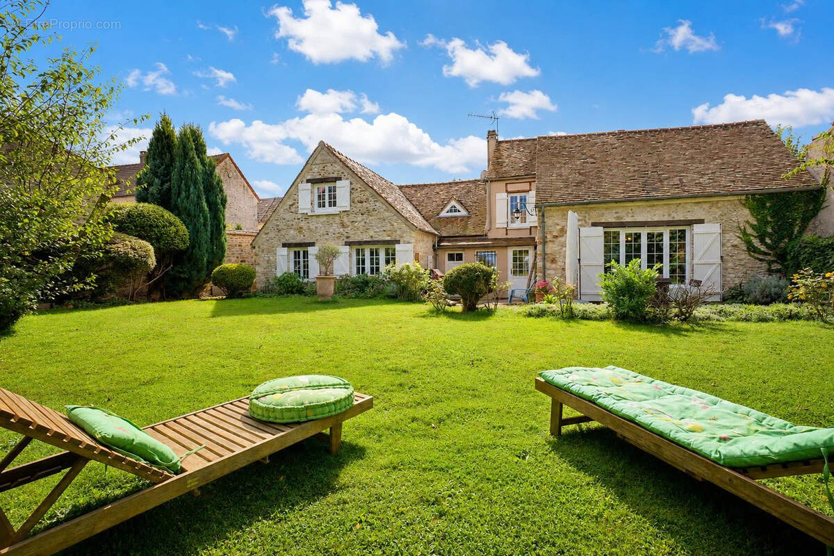 Maison à ARNOUVILLE-LES-MANTES