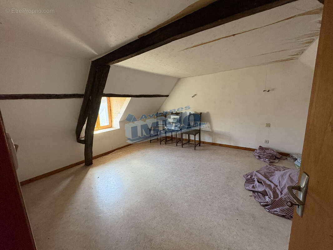 Maison à AVESNES-LE-COMTE