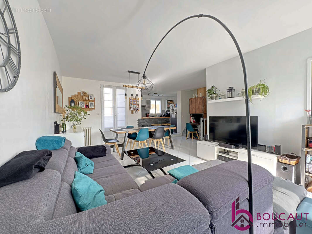 Maison à LE PLESSIS-ROBINSON