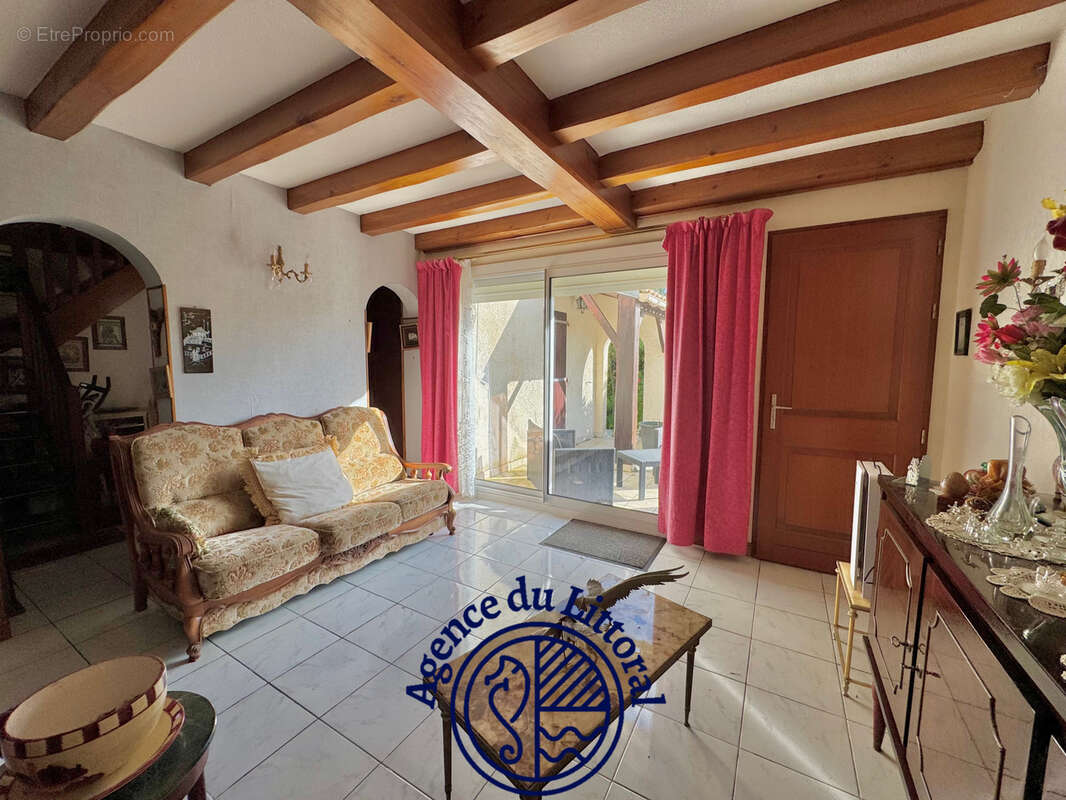 Maison à MESCHERS-SUR-GIRONDE
