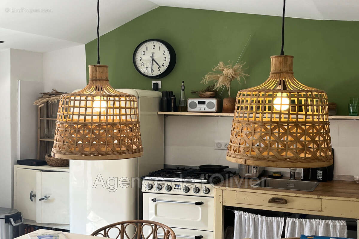 Maison à CHATEAUNEUF-GRASSE