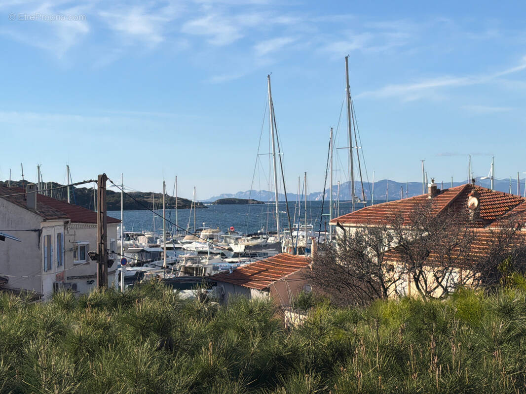 Appartement à SIX-FOURS-LES-PLAGES