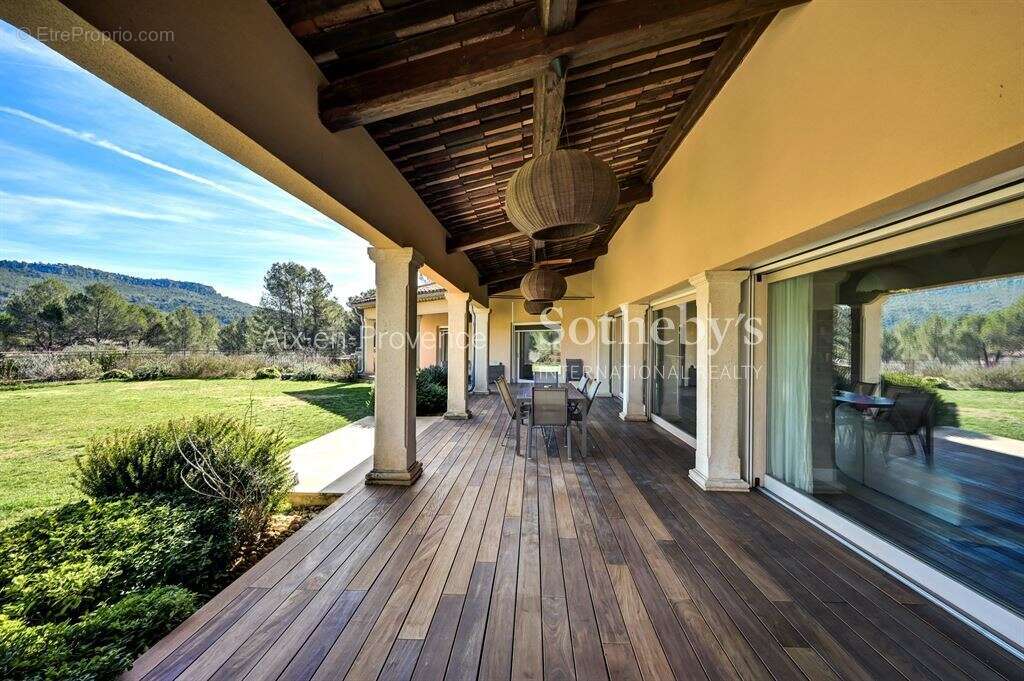 Un site unique avec vue omniprésente sur la Sainte-Victoire - photo 17