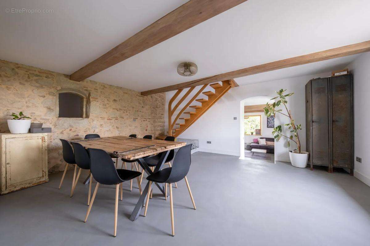 Maison à MONTGAILLARD