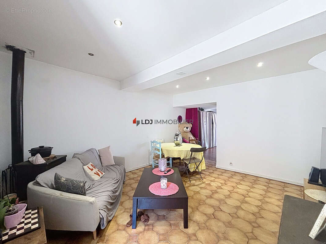 Maison 127 m² à Marquixanes  - photo 4