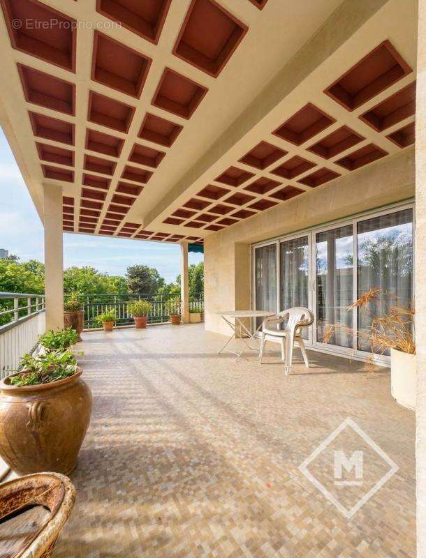 Appartement à MARSEILLE-8E