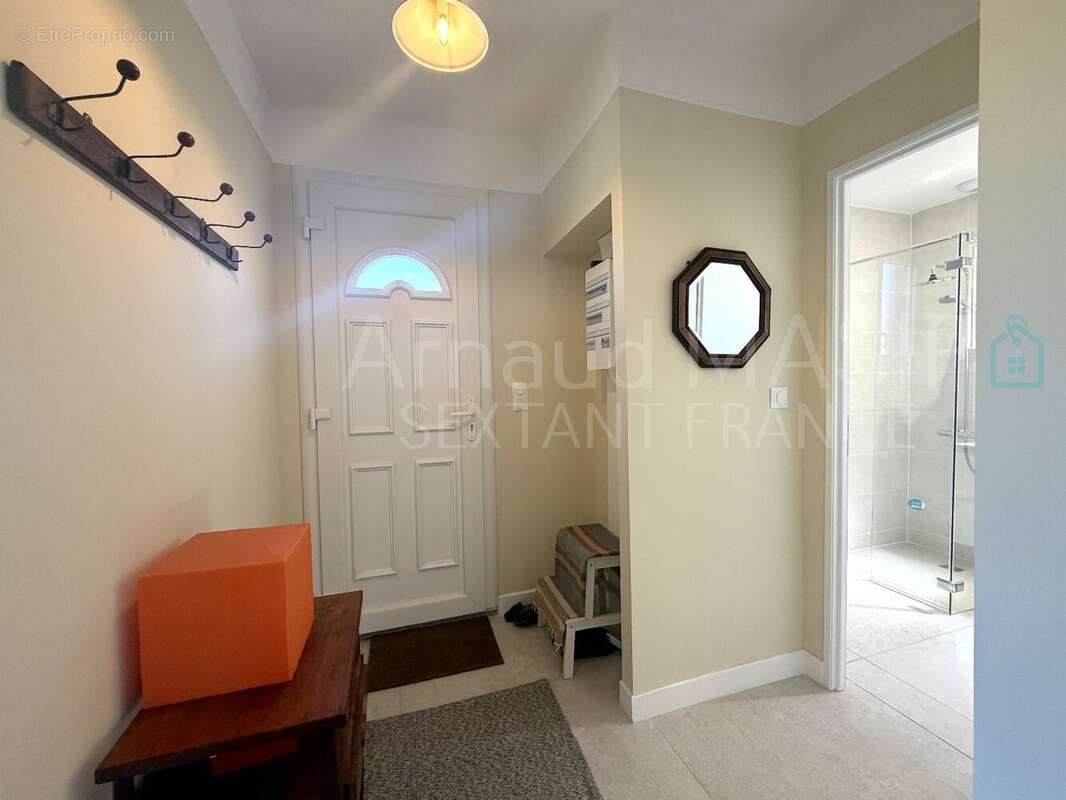 Pavillon de plain pied renove 64m² hab, jardin, terrasse, garage, cave, atelier, proche commodites - photo 5