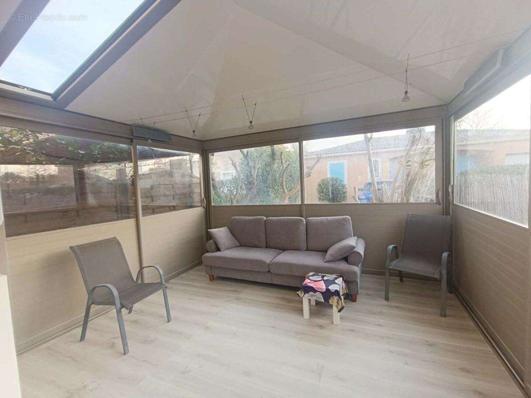 Maison Eyguieres + Cour + Garage+ Place de stationnement - photo 6