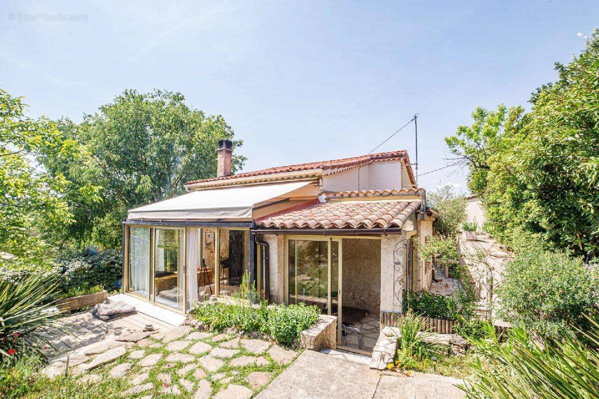 Maison à DRAGUIGNAN