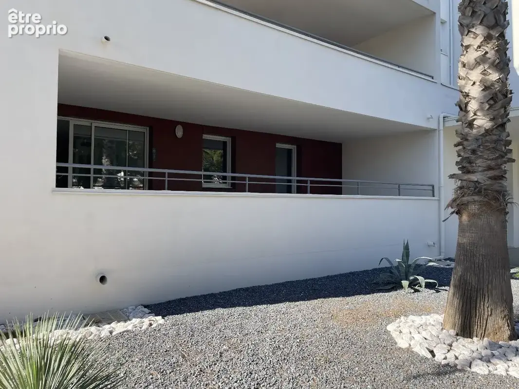 A 100 m du port et plage du taurus - photo 10