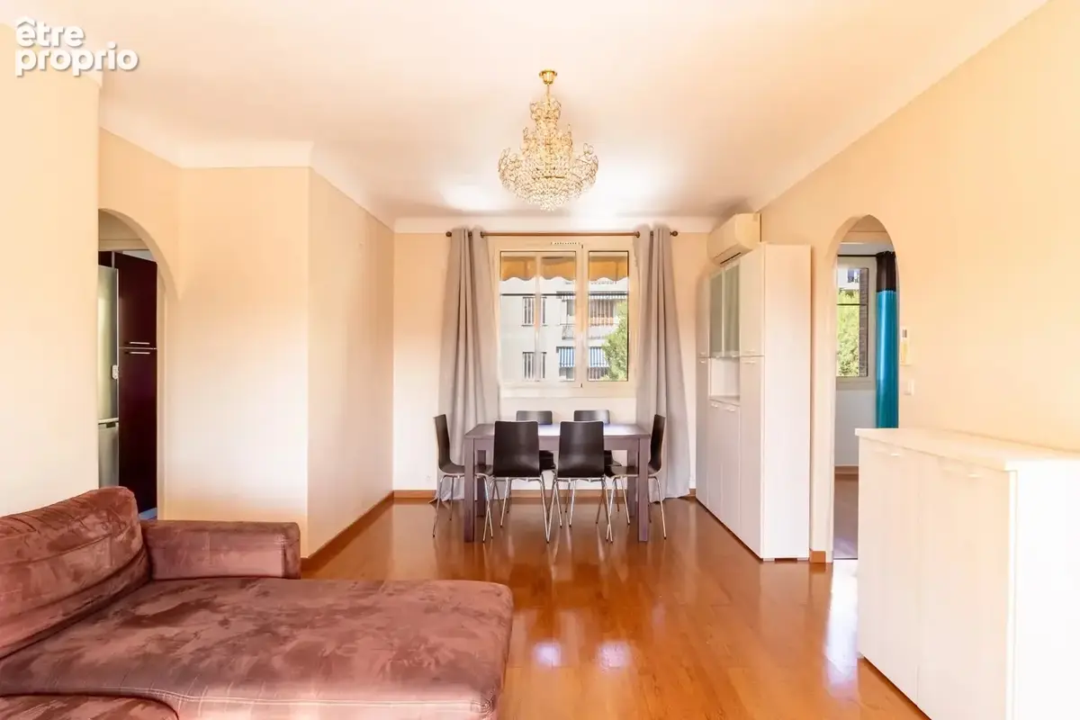 Estienne d'orves- 4 pièces - 73 m² - dernier étage - balcons - vue dégagée - photo 4