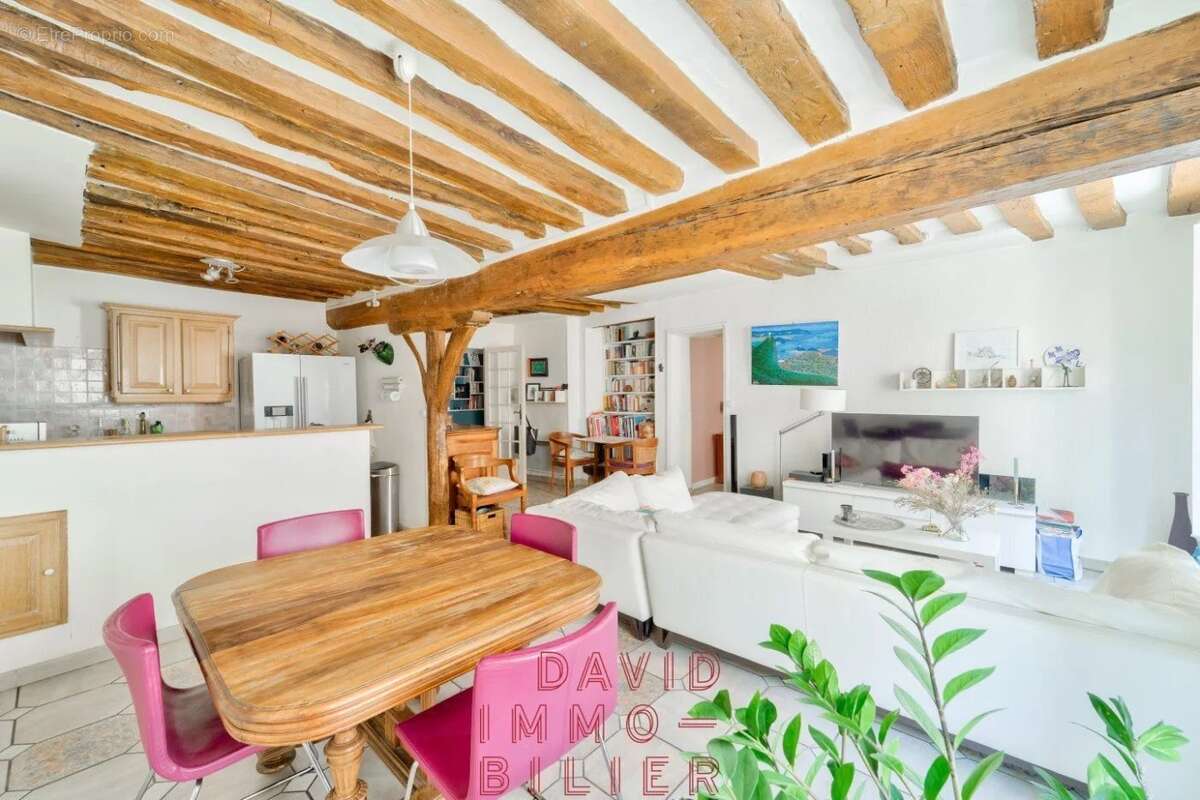 Appartement à PARIS-11E