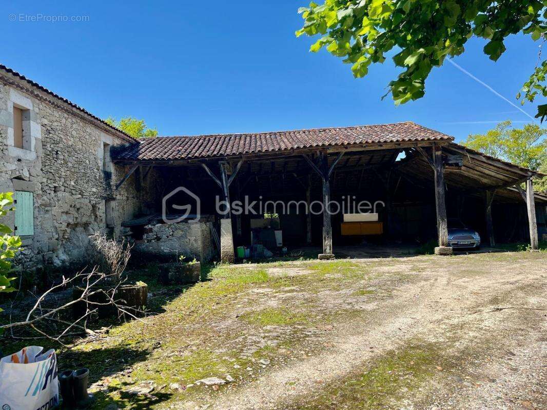 Maison à SAINT-PIERRE-SUR-DROPT